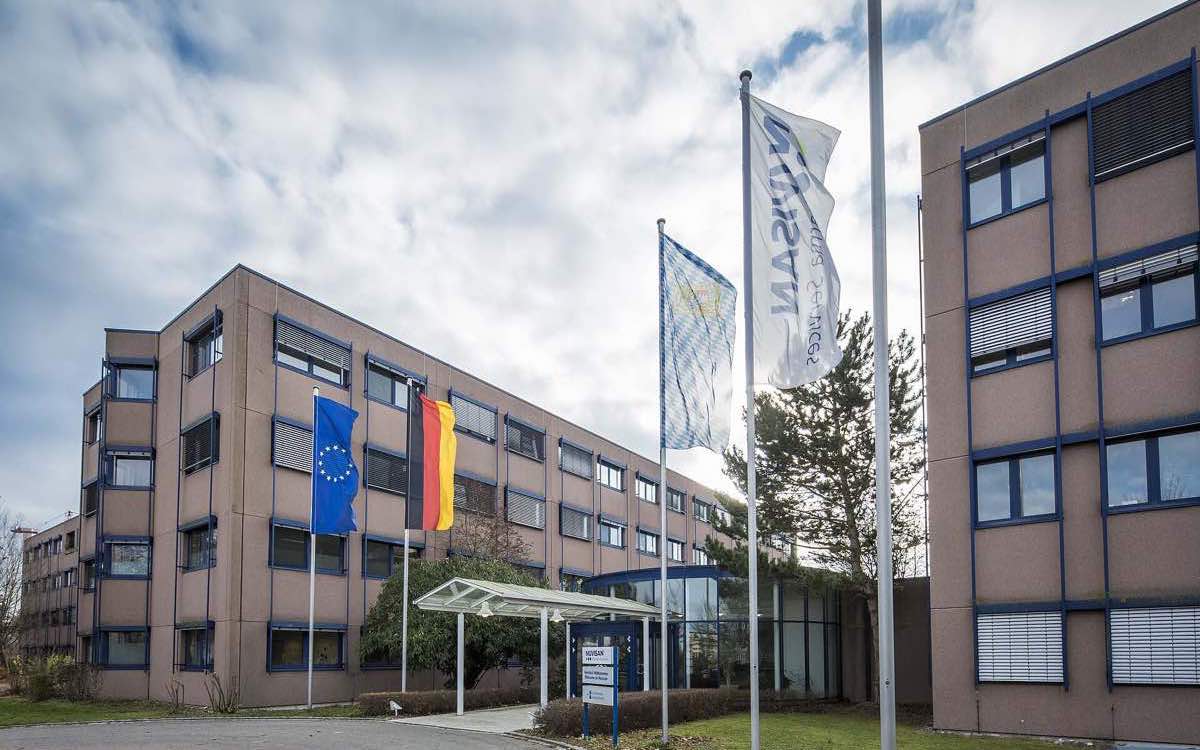 Dokumentplatte mit abweichenden Kennzeichnungszeilen